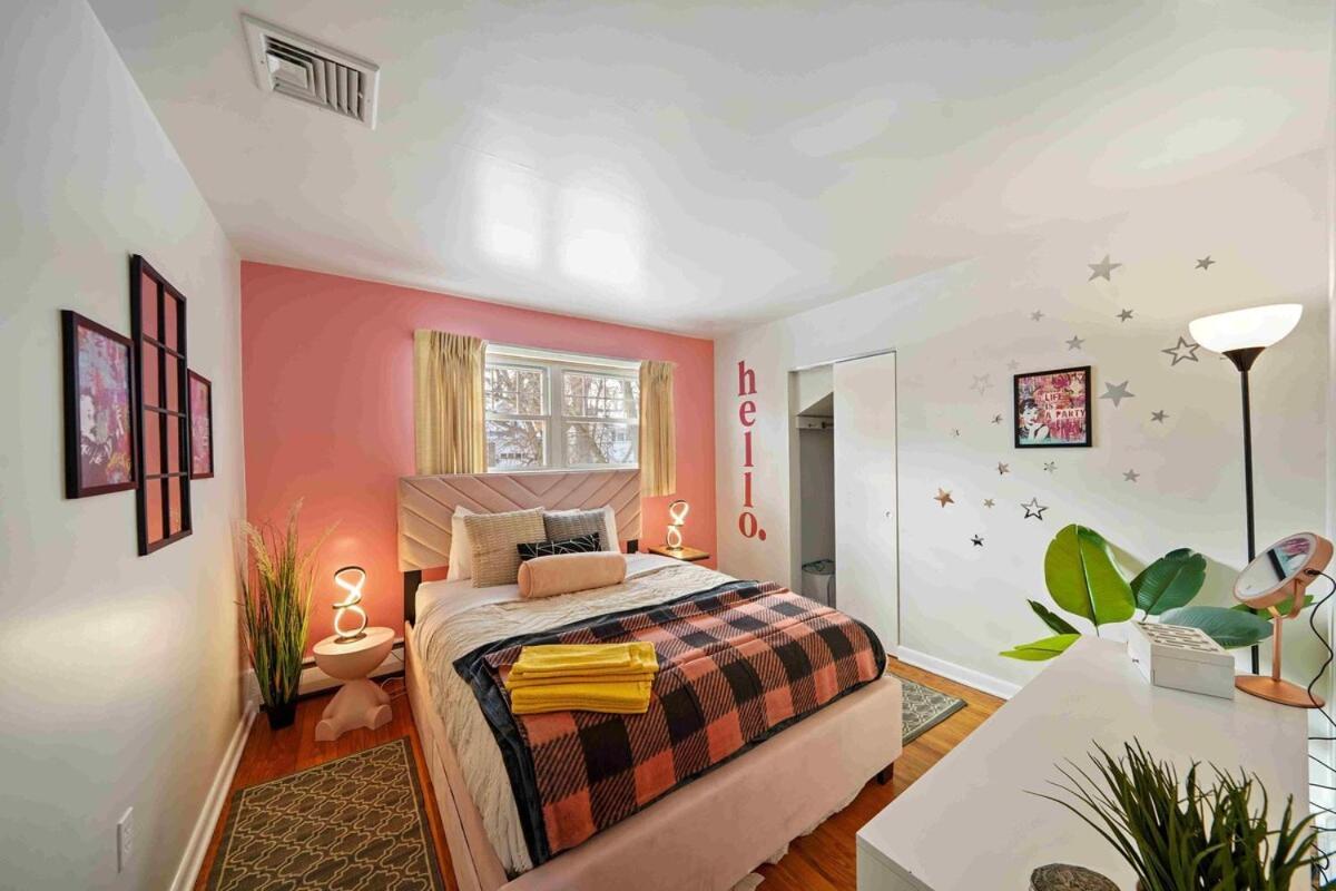 Apartment Krazy Kool Kop Experience *